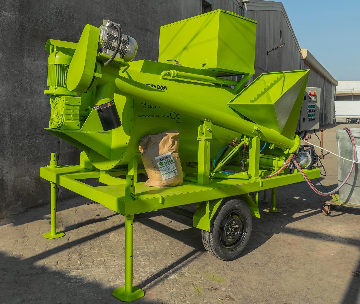 Supply of a foam concrete complex in Chicago.